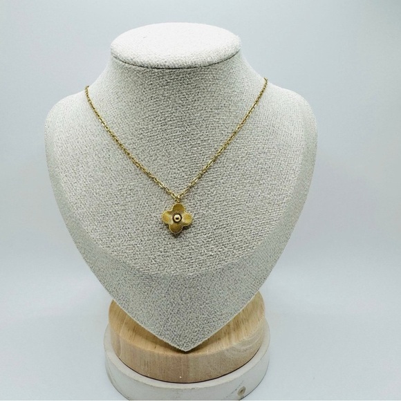 The Woman’s Awesome Jewelry Bundle A - Picture 8 of 9